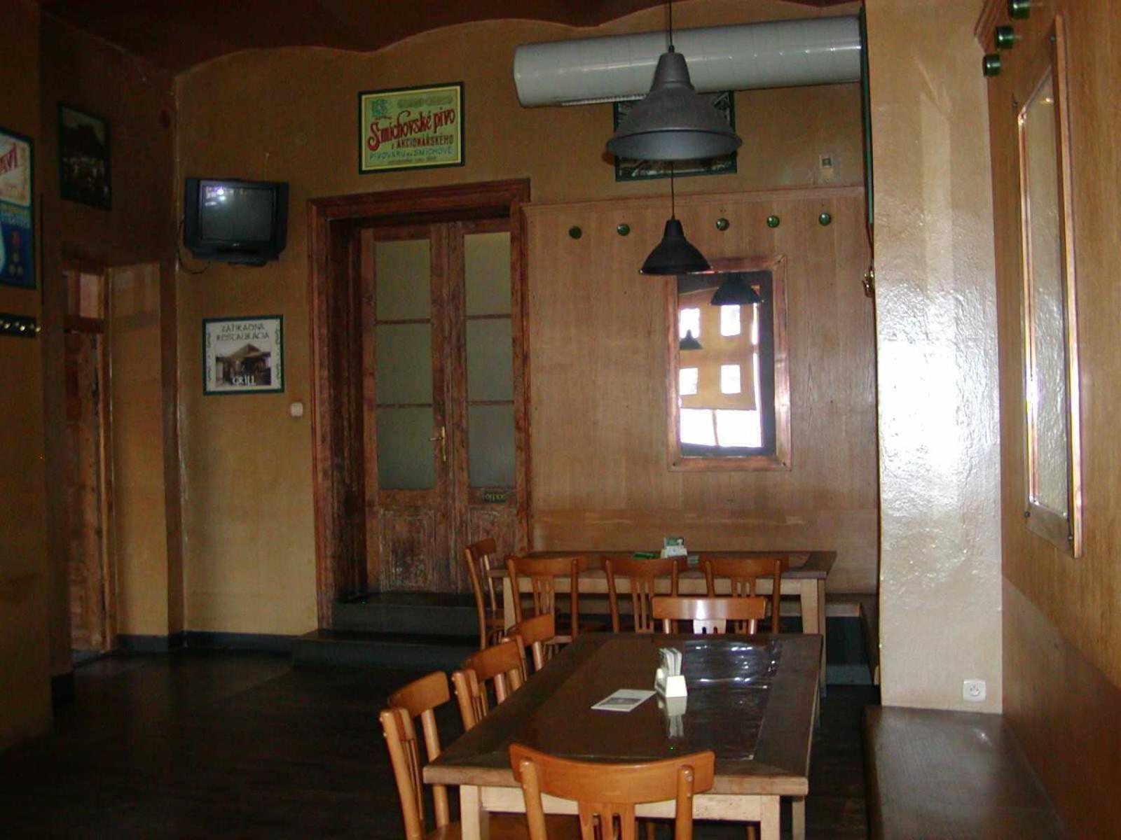 Victoria - Penzion & Restaurant Zvolen Exterior photo